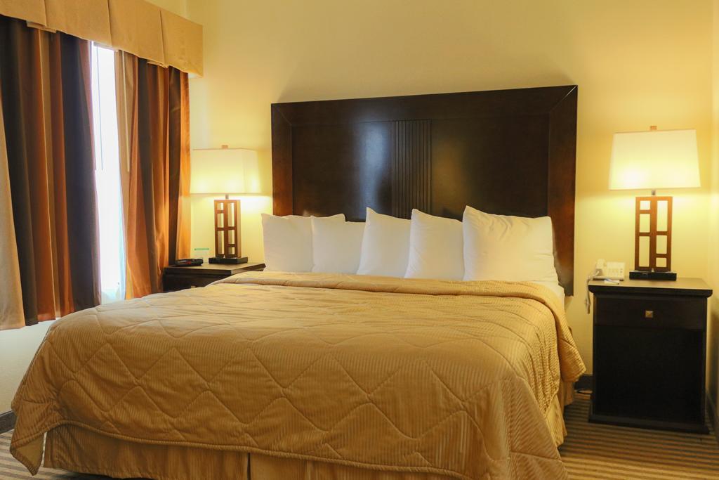 Frontier Hotel Хюстън Стая снимка